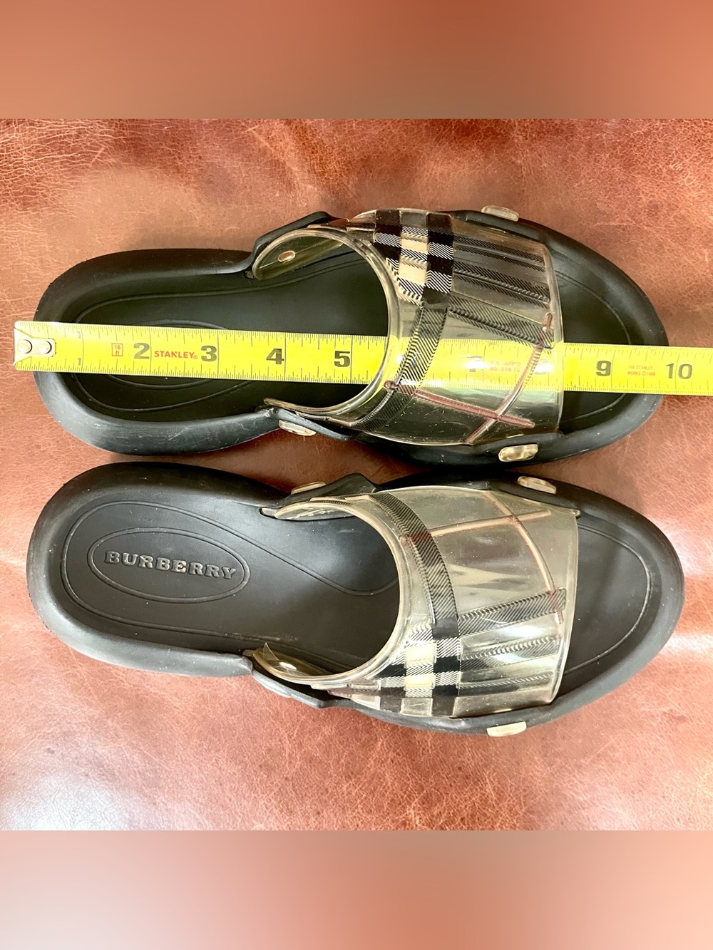 Burberry Iconic Check Pattern Pool Slide Sandals - Picture 16 of 16